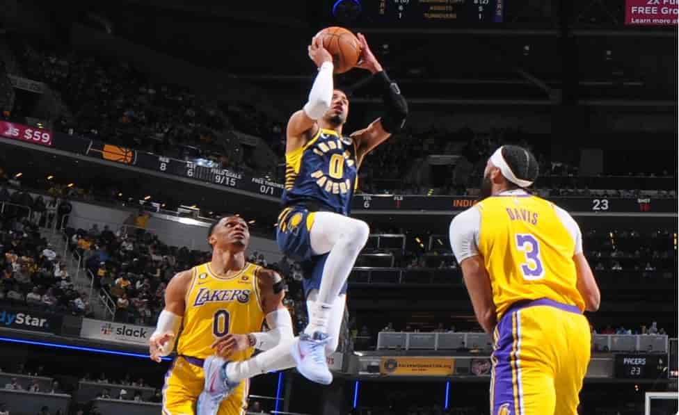 Tyrese Haliburton returns from knee, elbow sprains to Pacers lineup