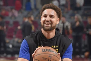 “Klay Thompson Embraces Transition to Bench Role”